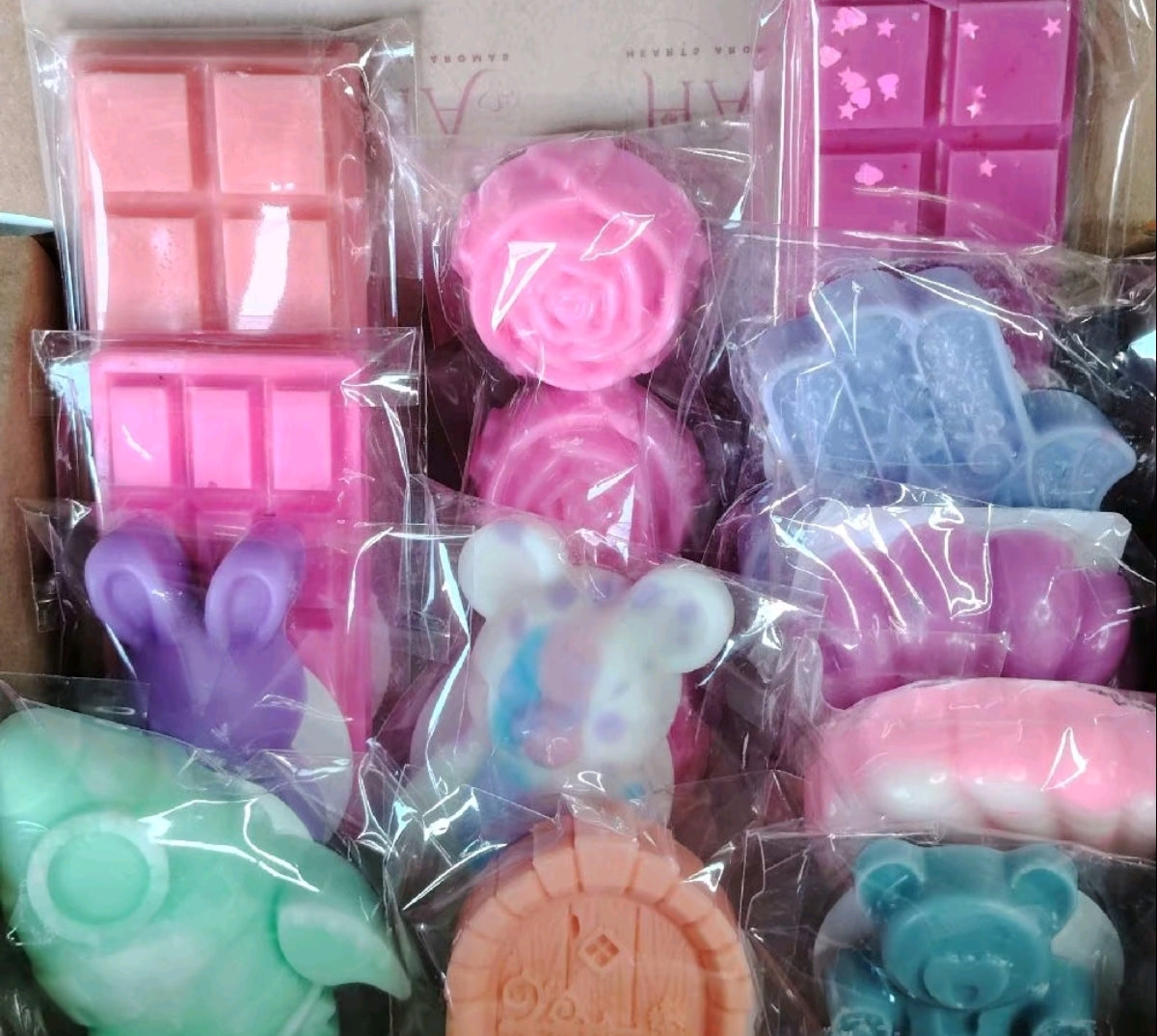 £10 random wax melt box