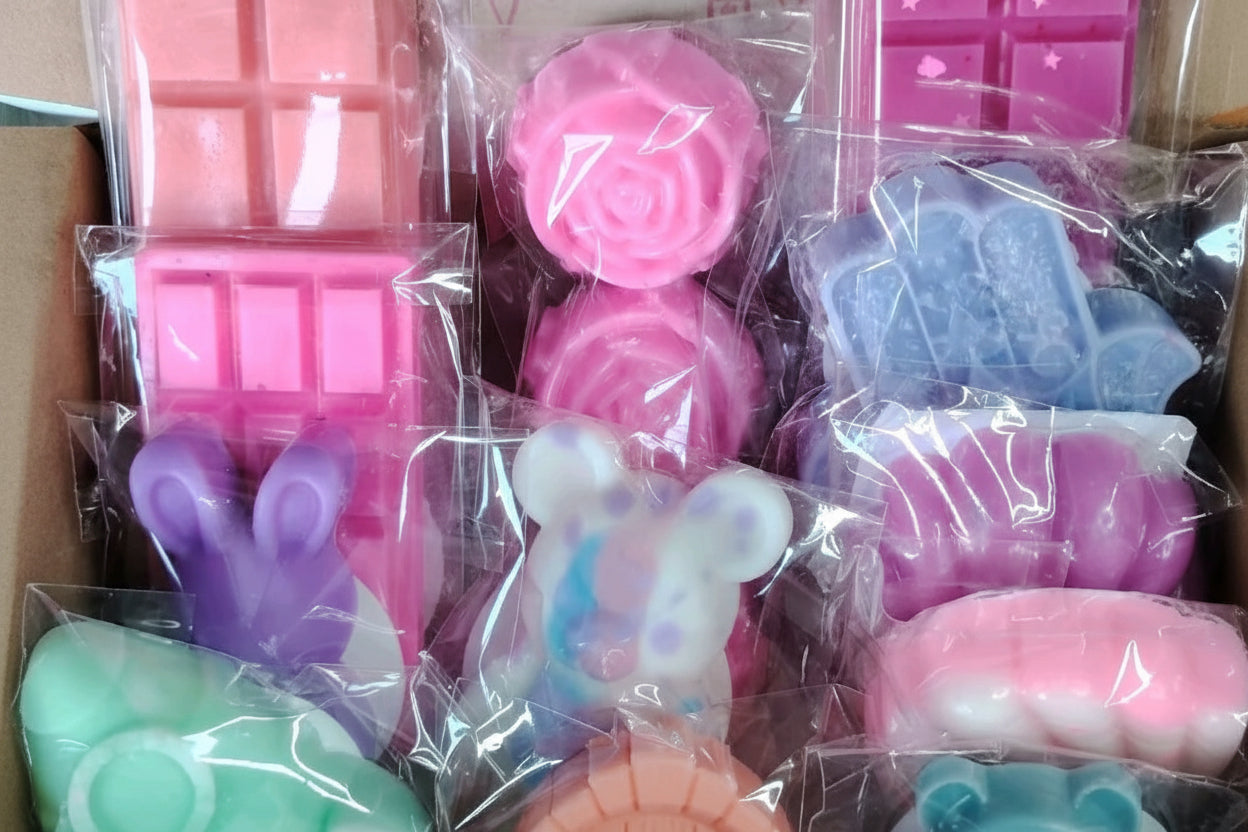 £10 random wax melt box